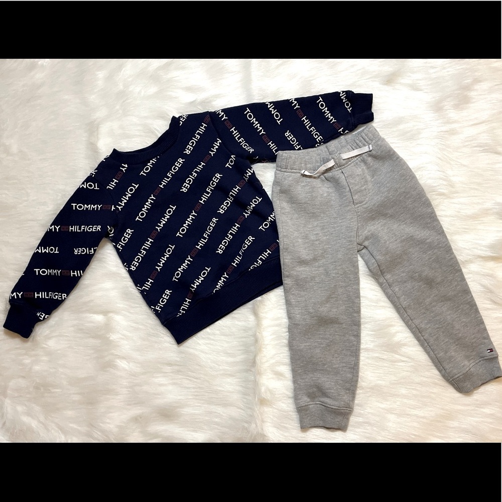 Tommy Hilfiger Toddler Sweat Outfit - 3T